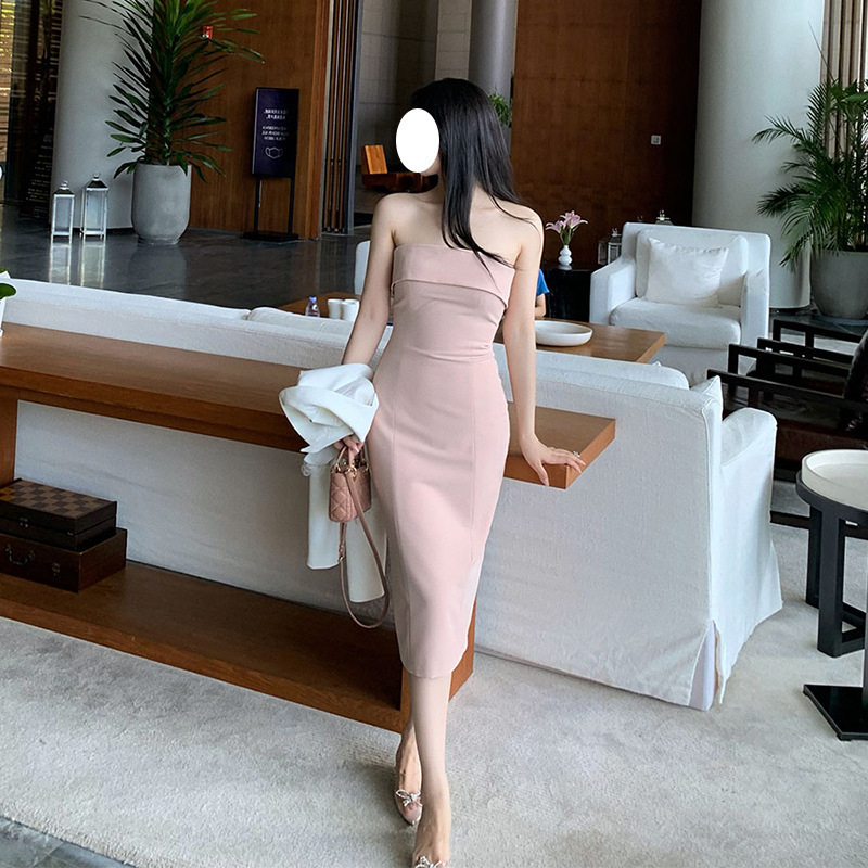 反褶平口 氣質長版洋裝(黑/白/裸粉)