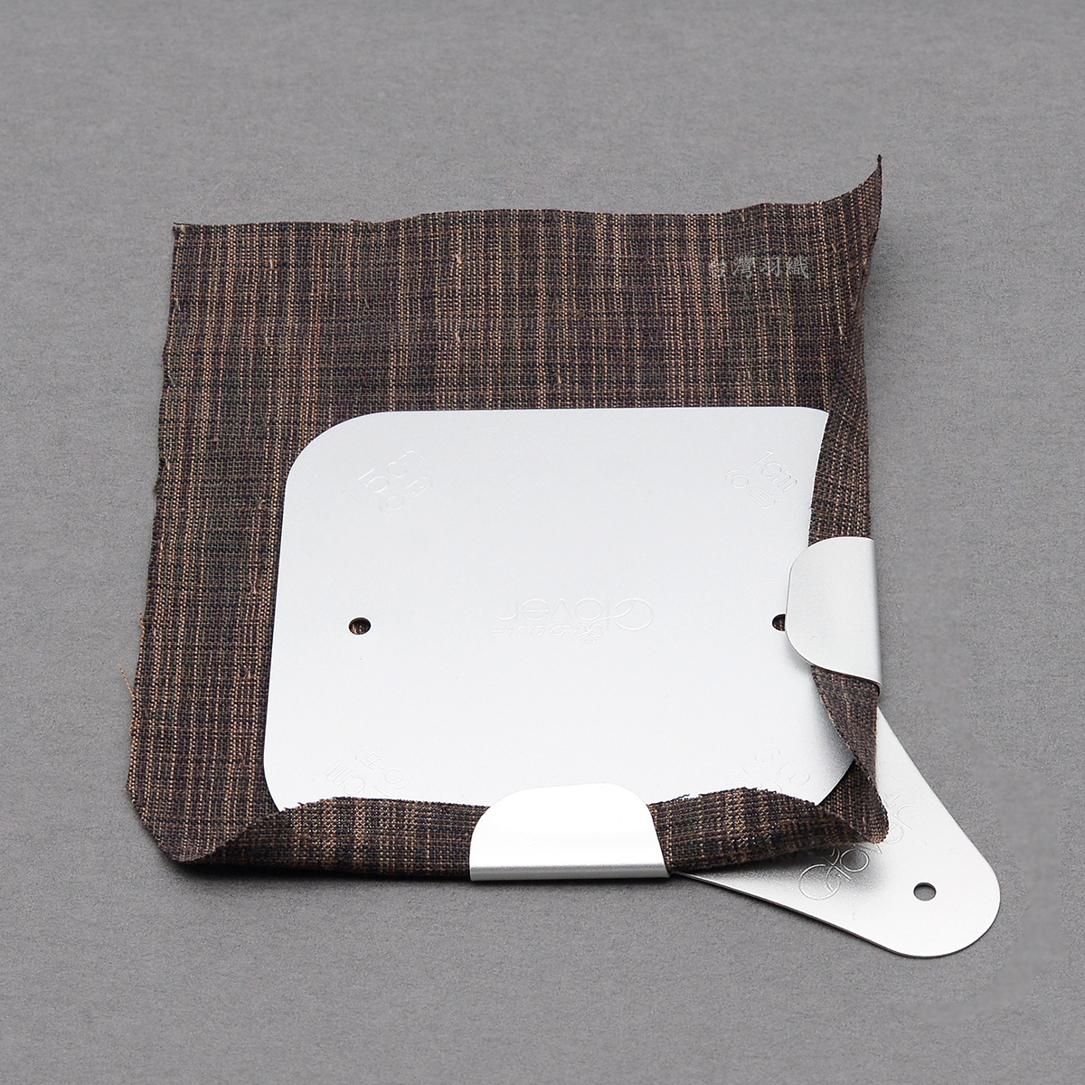 可熨燙弧形平整器