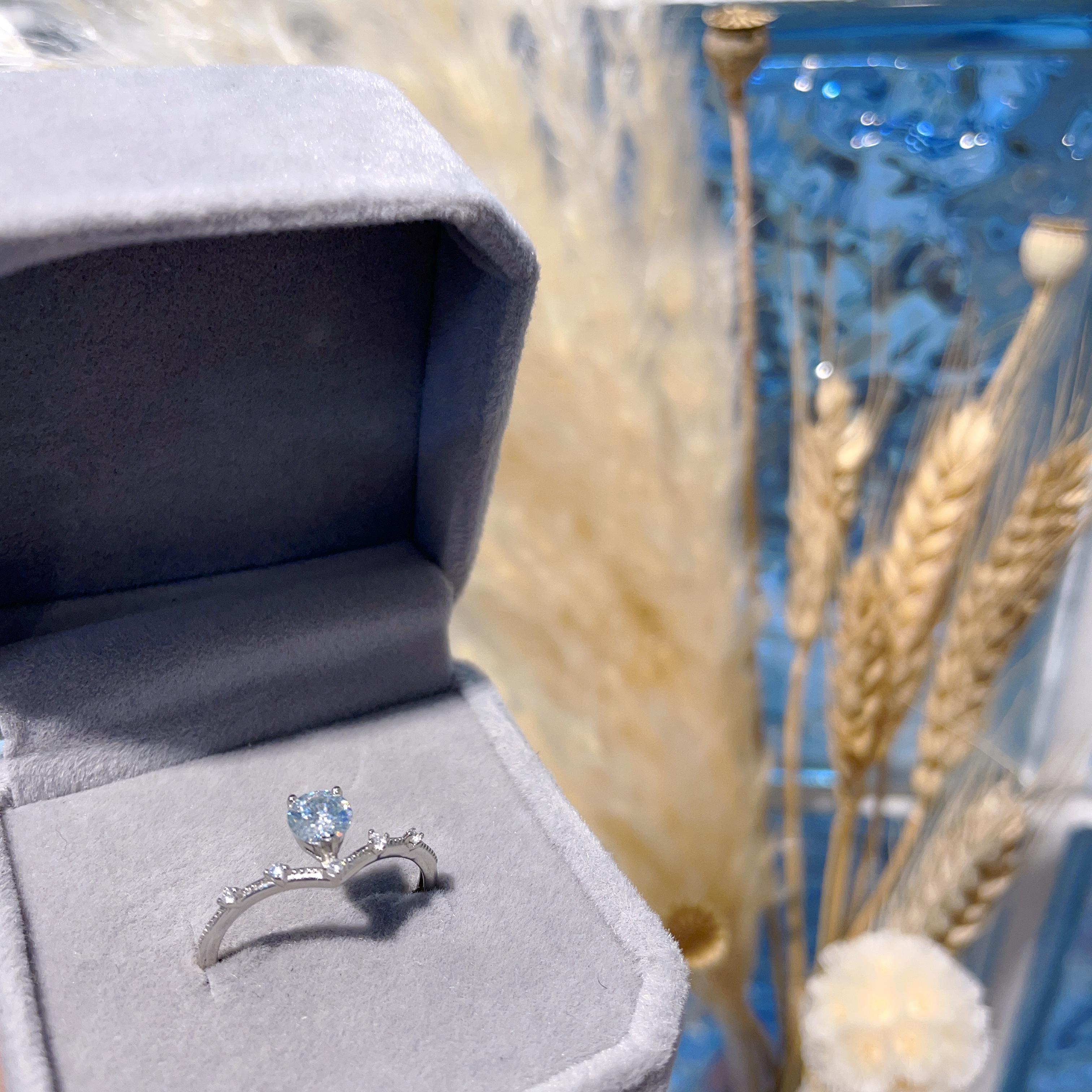 D983 莫桑V字戒指 0.50ct