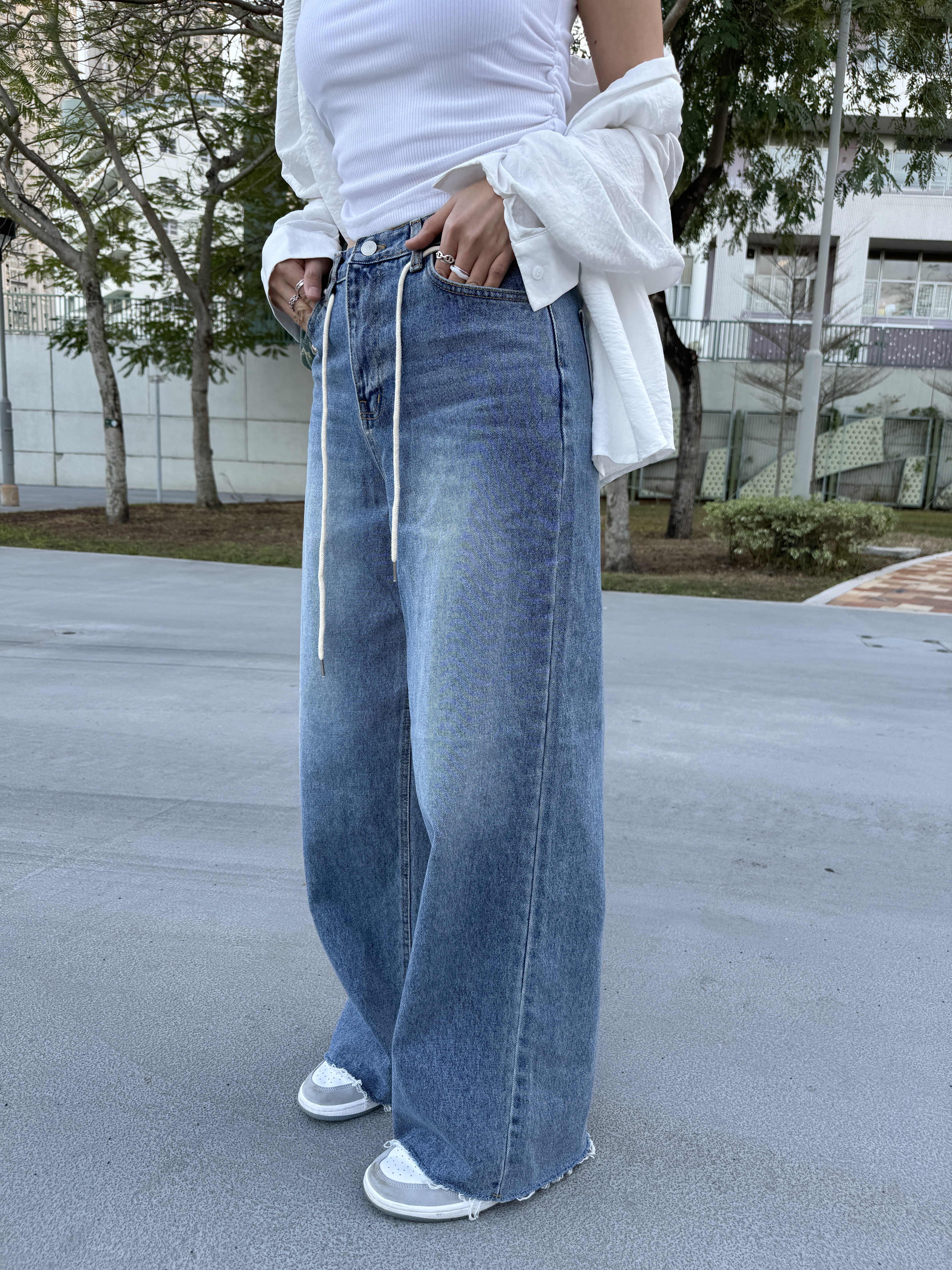 (訂購) 高腰休閑直腳寬鬆牛仔褲 P0302 (深藍/淺灰)