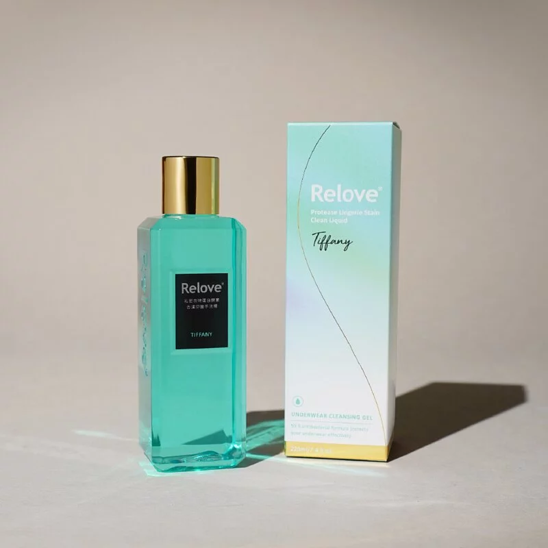 Relove 蛋白酵素去漬抑菌手洗精- 綻放蒂芬妮(白麝香玫瑰味) 220ml