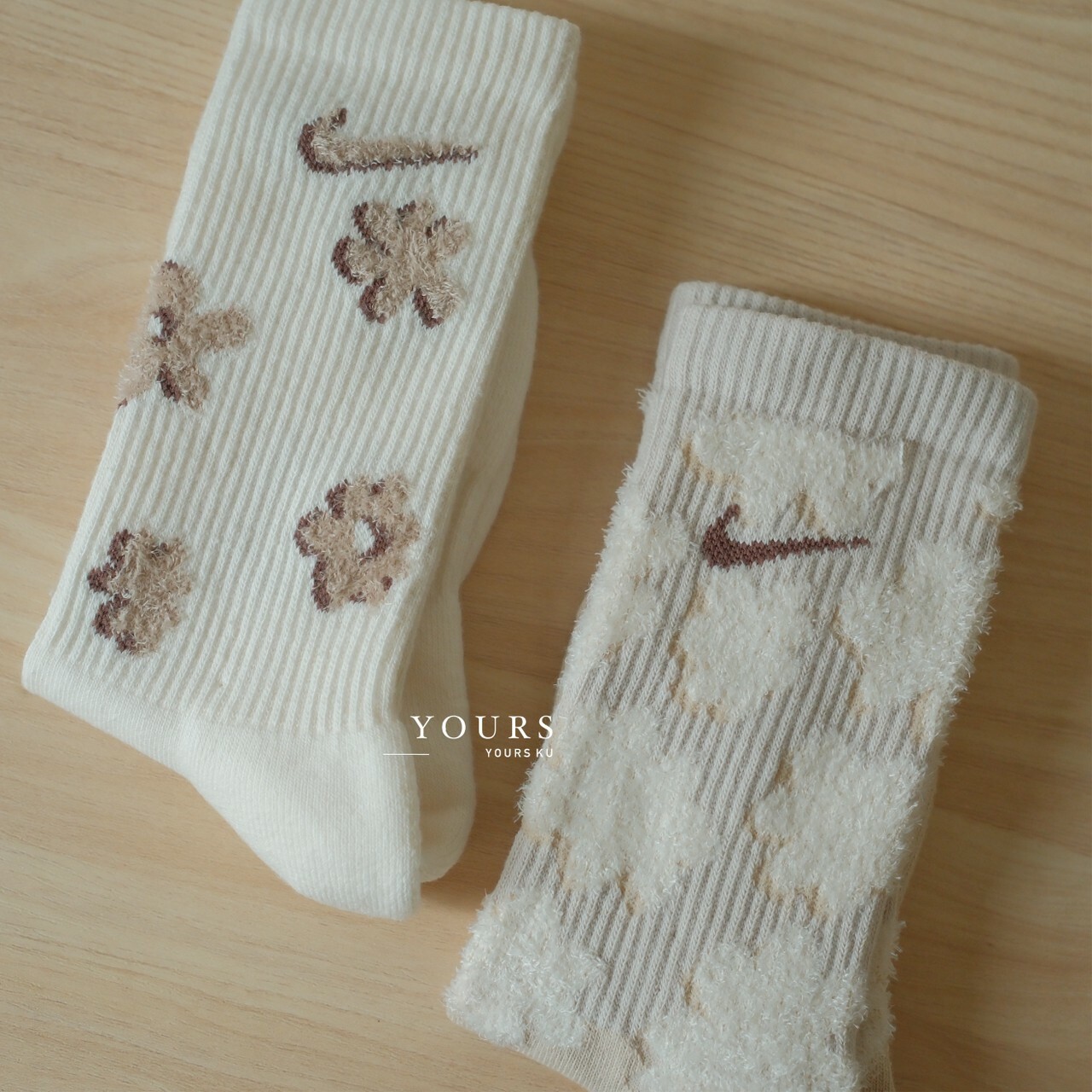 Nike EveryDay Plus 奶茶花花 中長襪 二入組（FN9136-900）