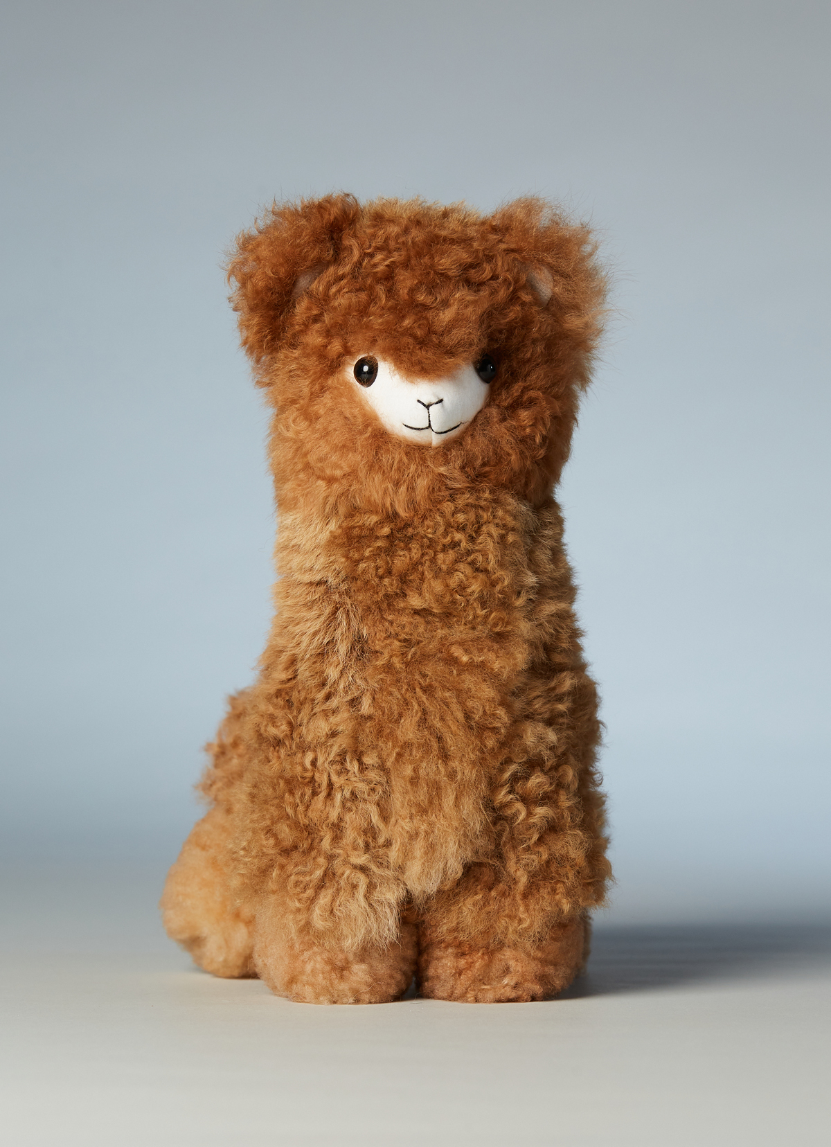 ST.MALO秘魯工匠手工天然羊駝捲毛娃娃30CM-2496CH-原色淺棕