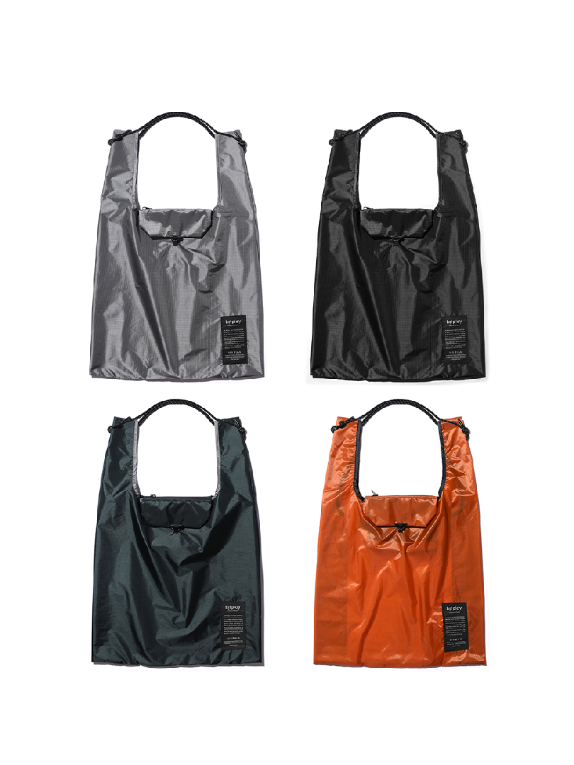 bitplay | 超輕量翻轉口袋包-墨綠色/暗黑色/淺灰色/橙橘色/33聯名款青空藍色【bitplay官方授權經銷】