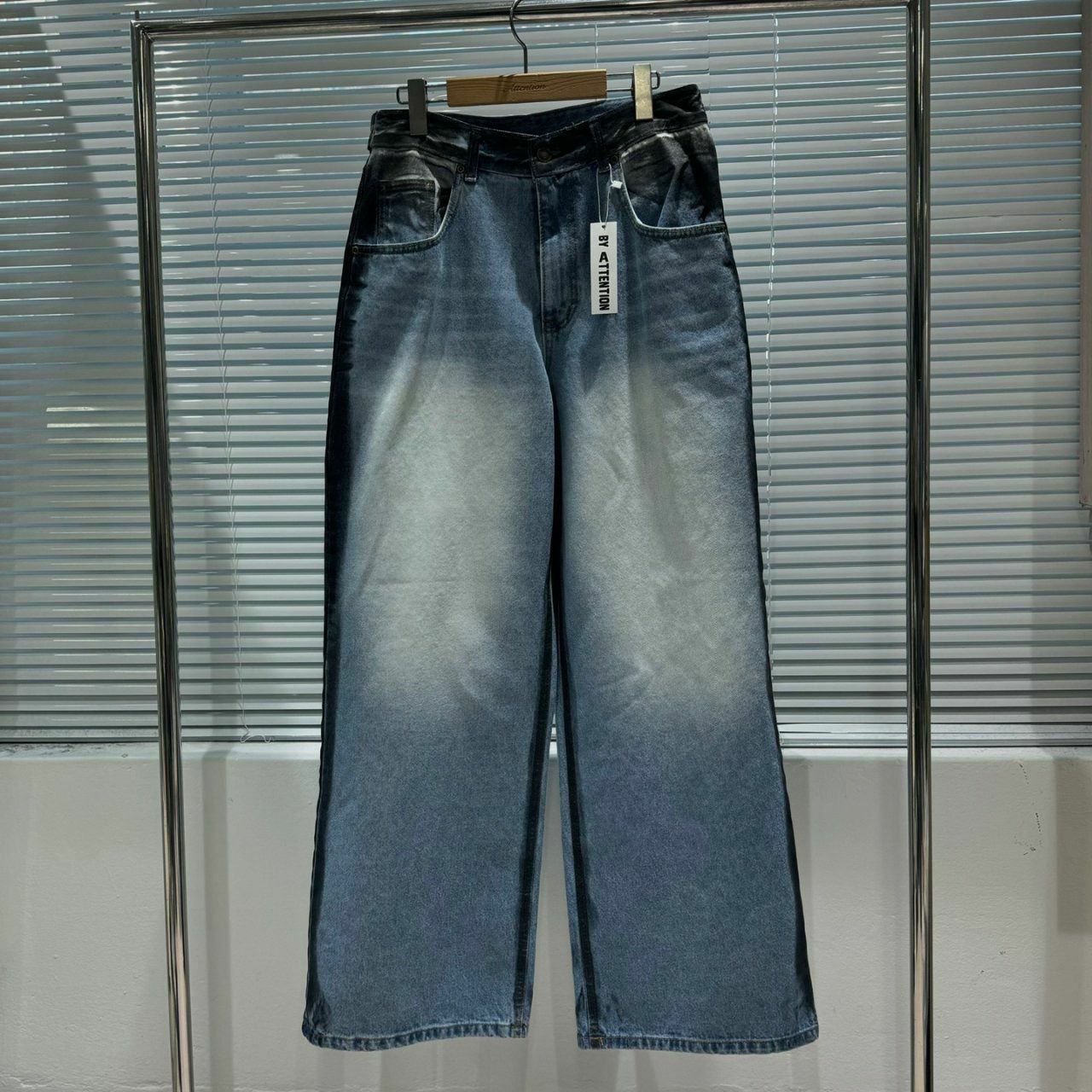 洗水拼色鬆身牛仔褲 BY ATTENTION-139J