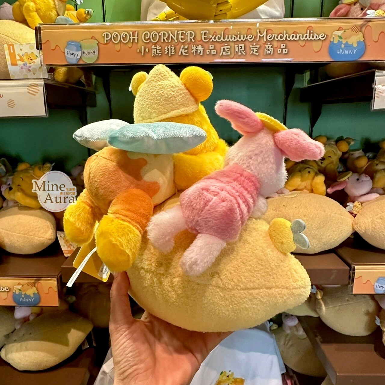 春日系列 小熊維尼 Winnie the Pooh 小豬 皮傑 piglet 趴趴 趴姿 娃娃 玩偶 -香港迪士尼樂園