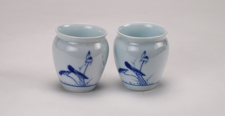 鹿港窯禮品館│手繪荷花青花茶具組1壺2杯(美人肩壺雙層杯)禮盒套裝