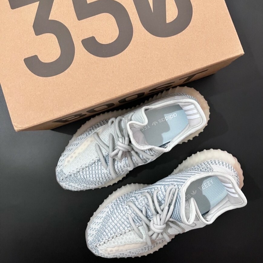 Adidas Yeezy Boost 350 Cloud White 雲朵 滿天星 冰藍 FW5317