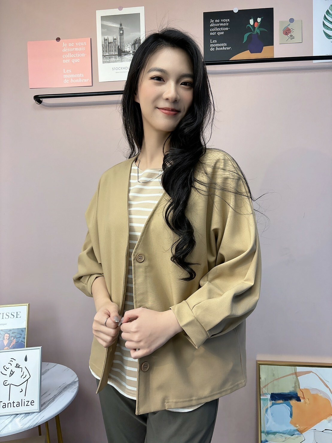 高磅V領寬袖外套(卡)
