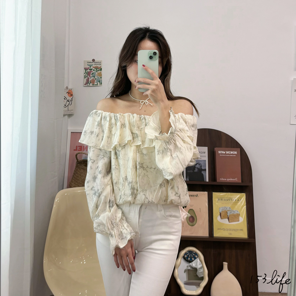 |現貨|荷葉氣質一字領潑墨雪紡上衣