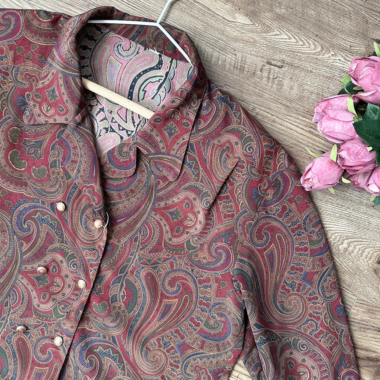 啡紅色腰果花孖衿上衣