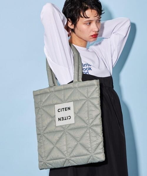★EMIS★ GLOSSY PADDED TOTE BAGWHITE m1037_1334394 GLOSSY PADDED TOTE BAG-BLACK - EMIS