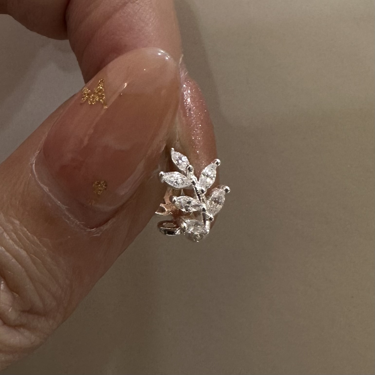 S01排鑽葉子純銀易扣