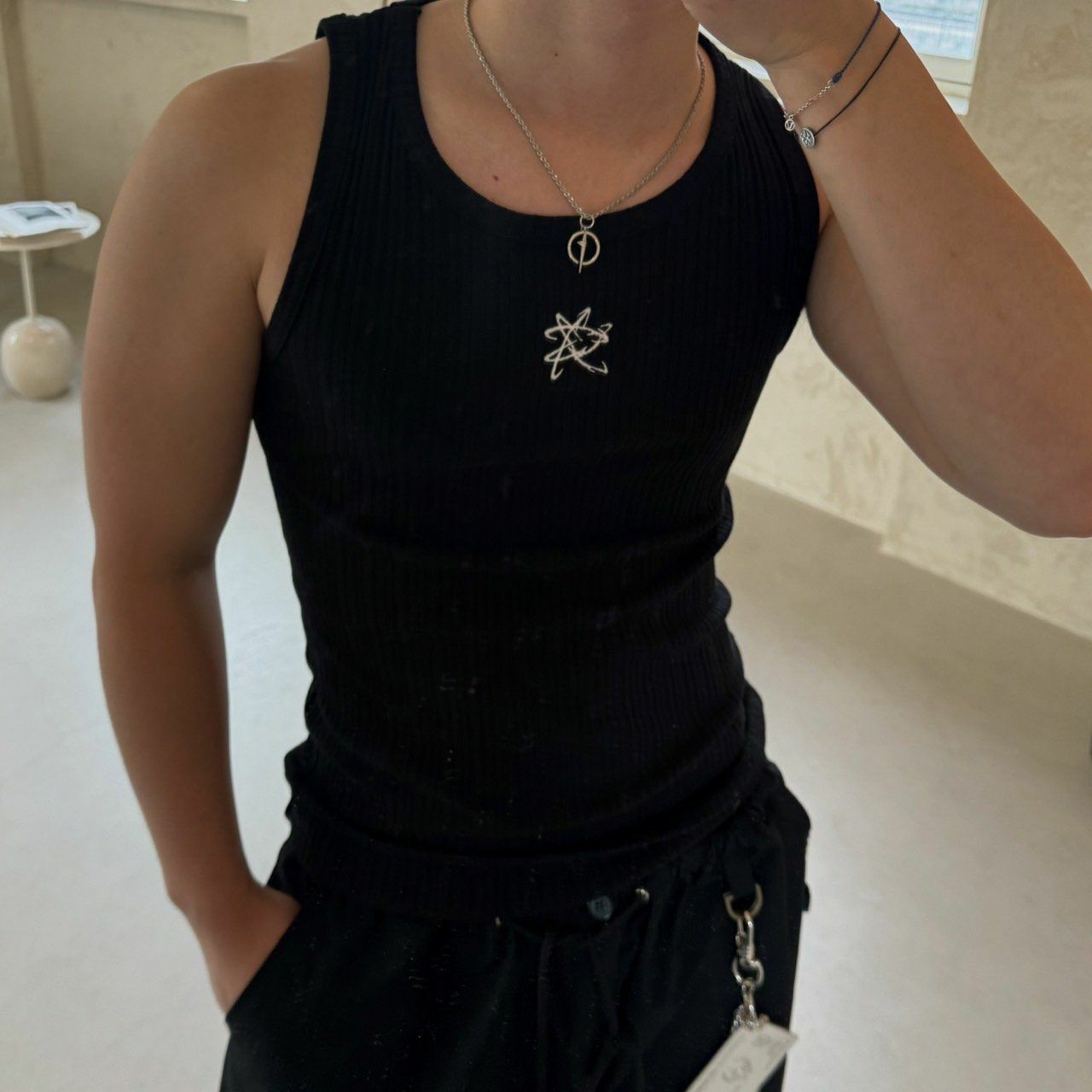 淨色直紋圖案背心 BY ATTENTION-154V