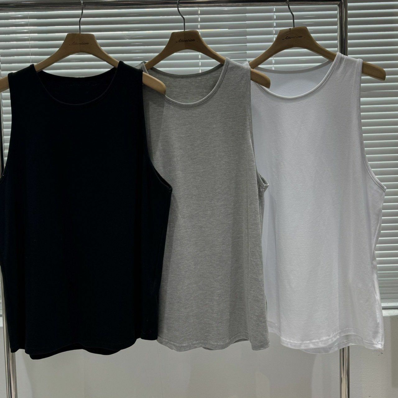 淨色背心 BY ATTENTION-155V