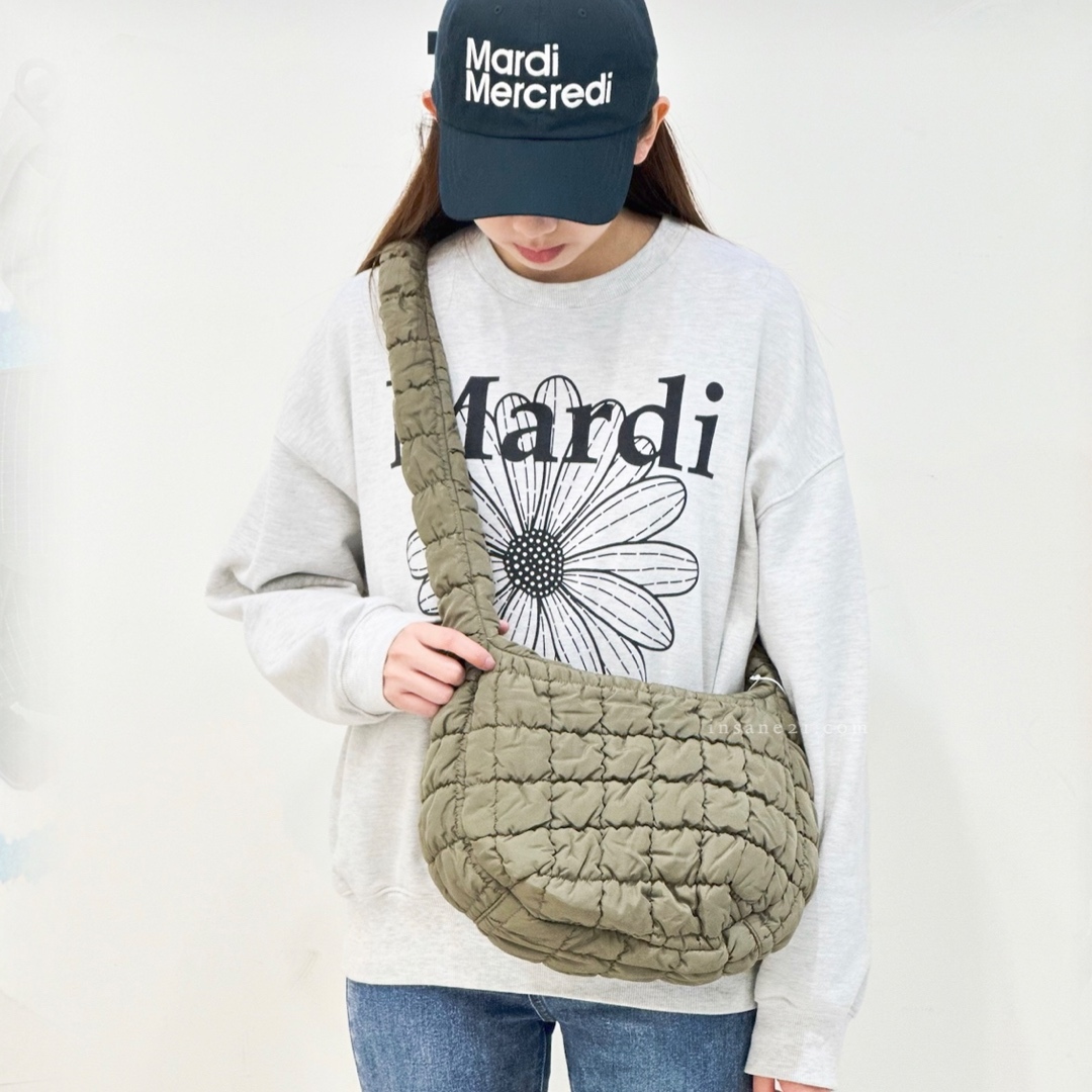 COS雲朵包 黑 白 咖啡 軍綠 迷你//中//大//斜背