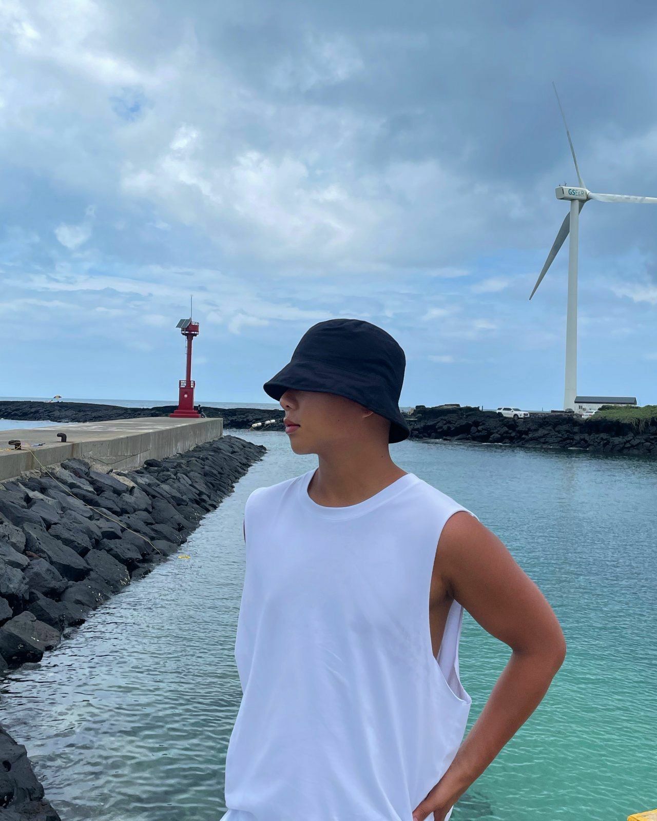 淨色背心 BY ATTENTION-157V