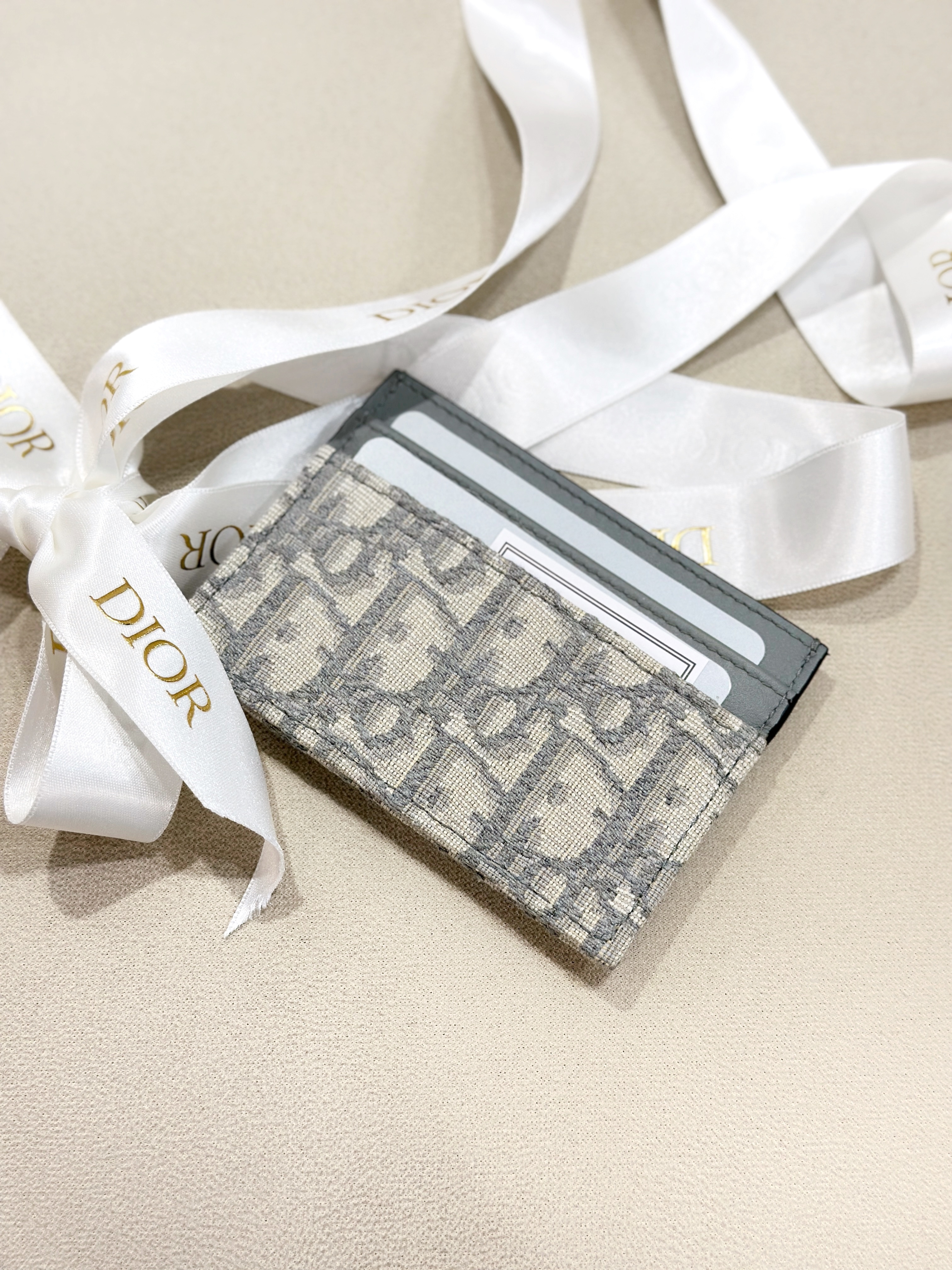 DIOR 30 Montaigne Cardholder