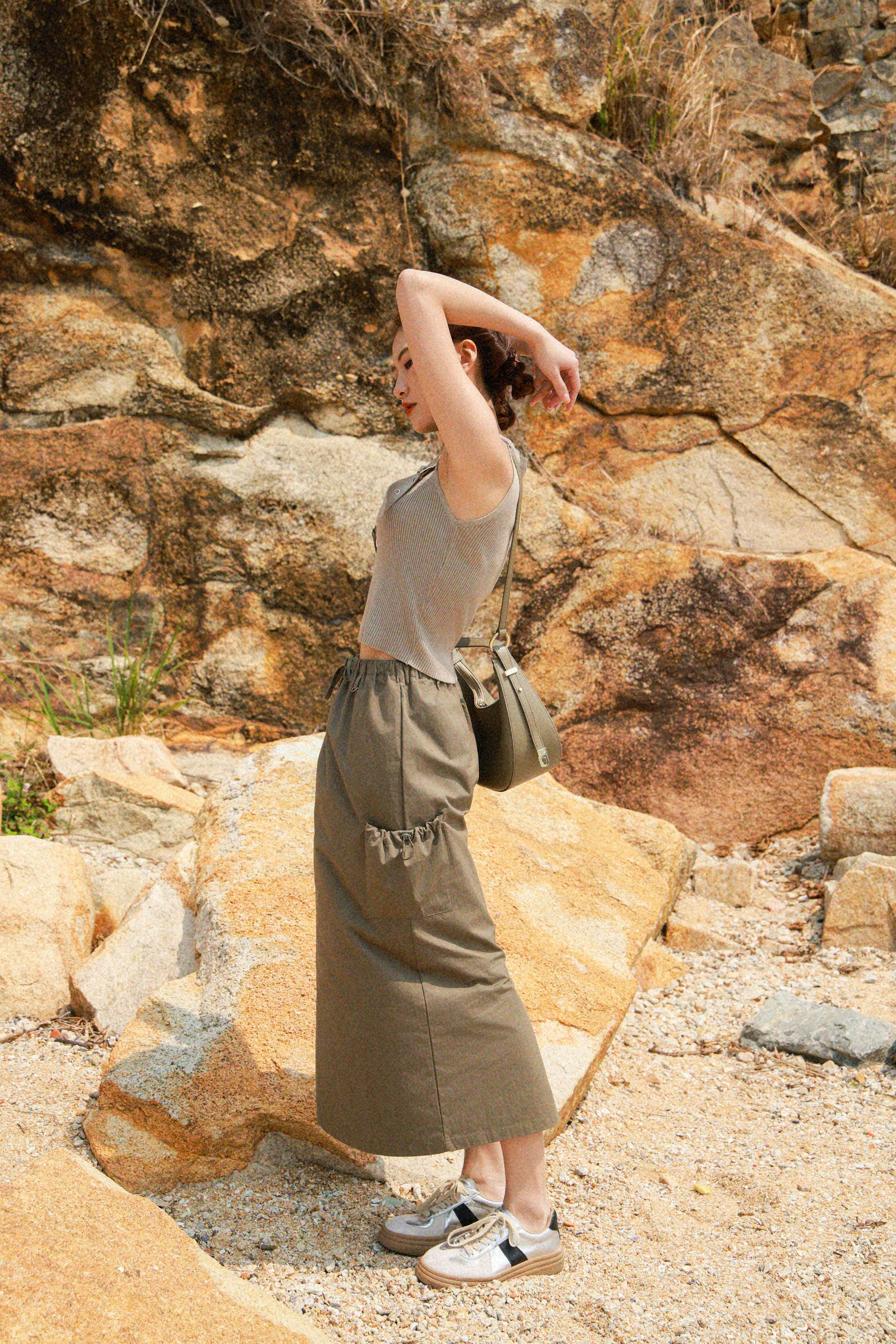 造型 746 (上衣＋半截裙）