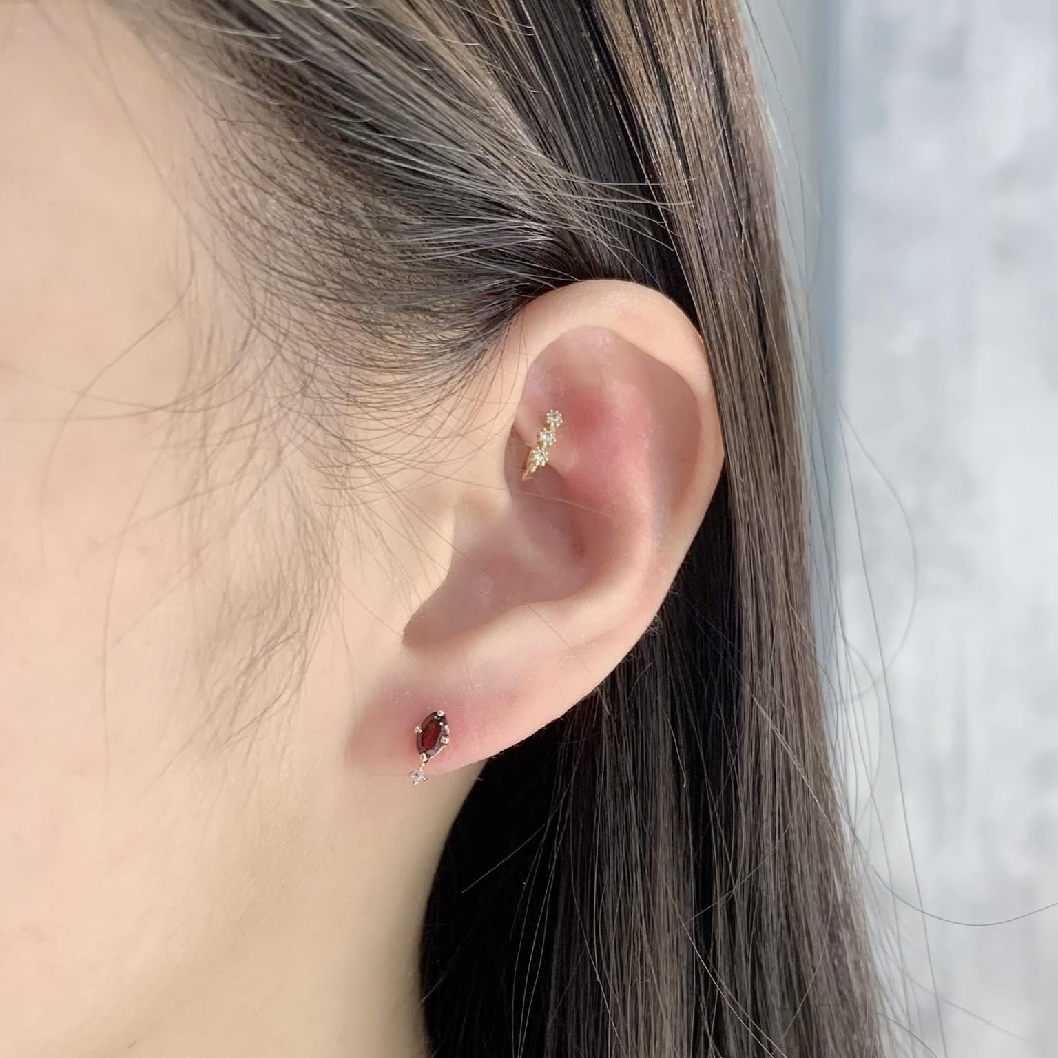 meteor橢圓石榴石耳環