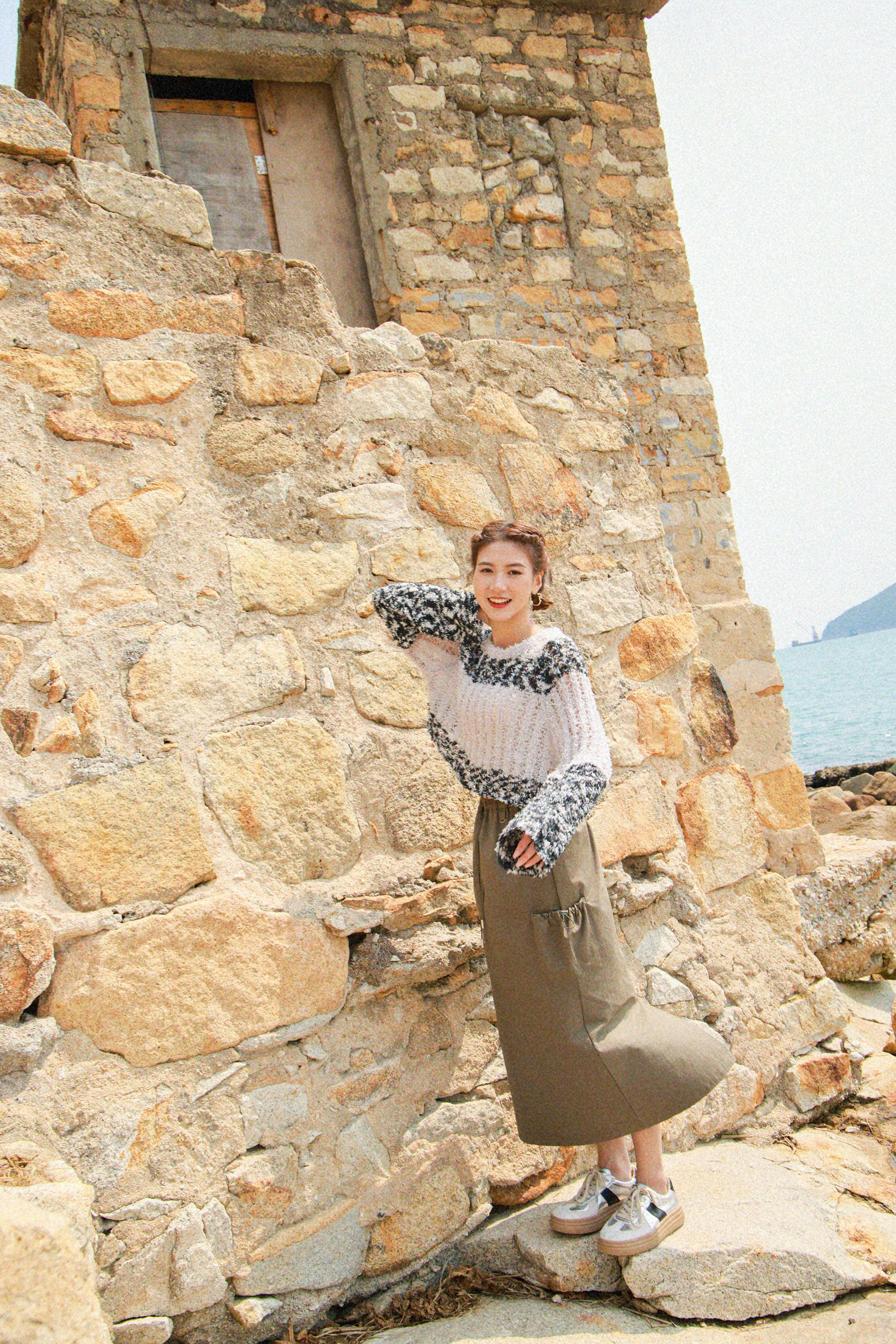 造型 748 (上衣＋半截裙）