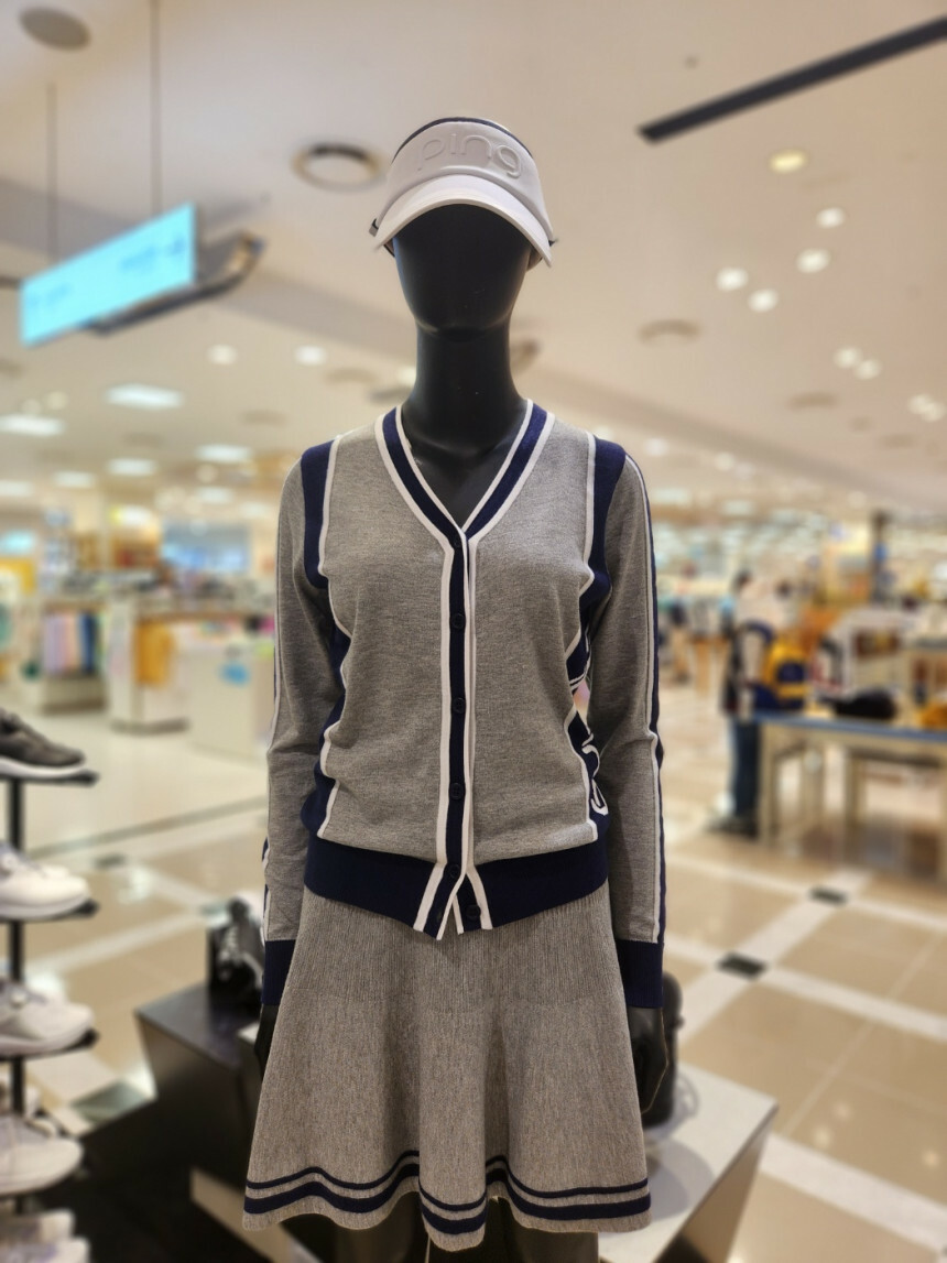 女 303M 正韓版PING GOLG 簡約拼色針織波浪裙 老錢風混搭學院風針織裙