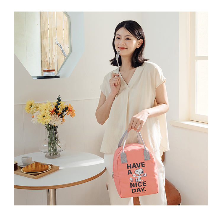 SNOOPY x Kiiwi O! 史努比聯名款．立體大空間蛋型保溫袋NICE DAY