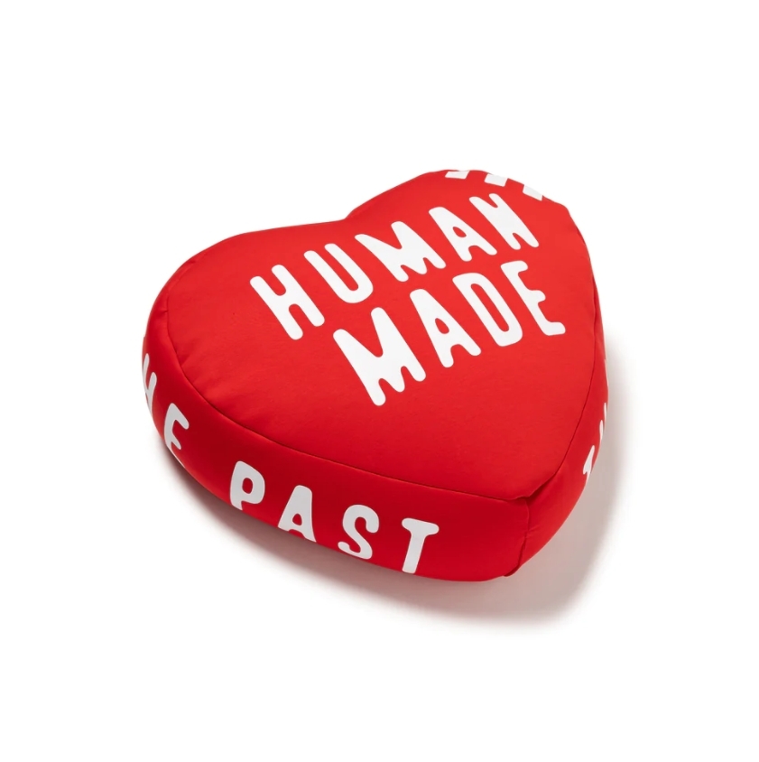 HUMAN MADE HEART CUSHION – HUMAN MADE Inc.