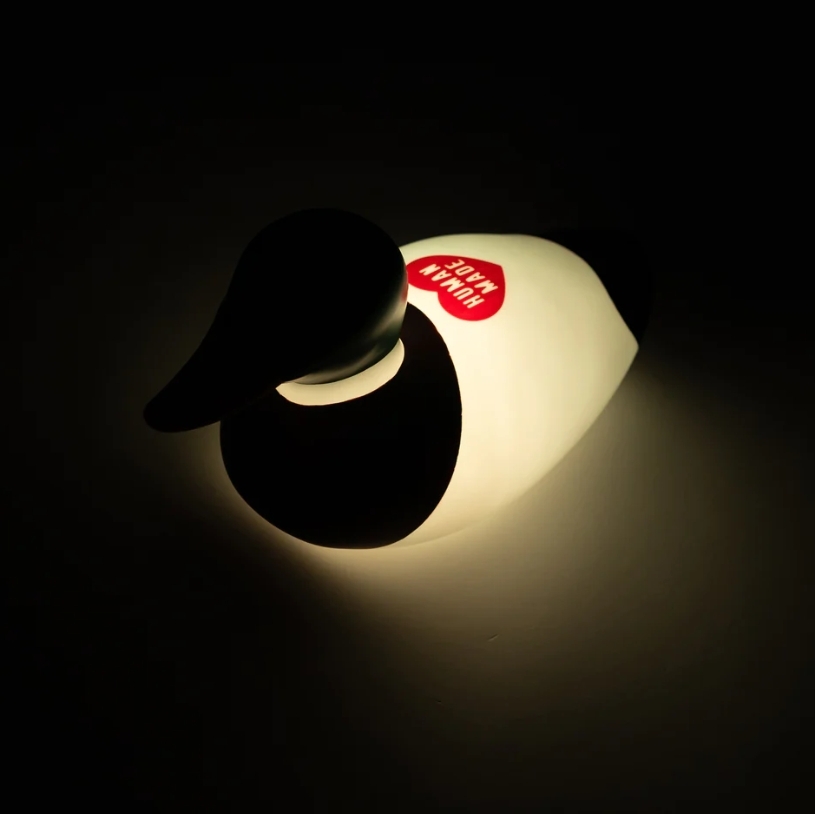 [快閃預購] HUMAN MADE RUBBER DUCK LAMP PVC 鴨子小夜燈 七色夜燈