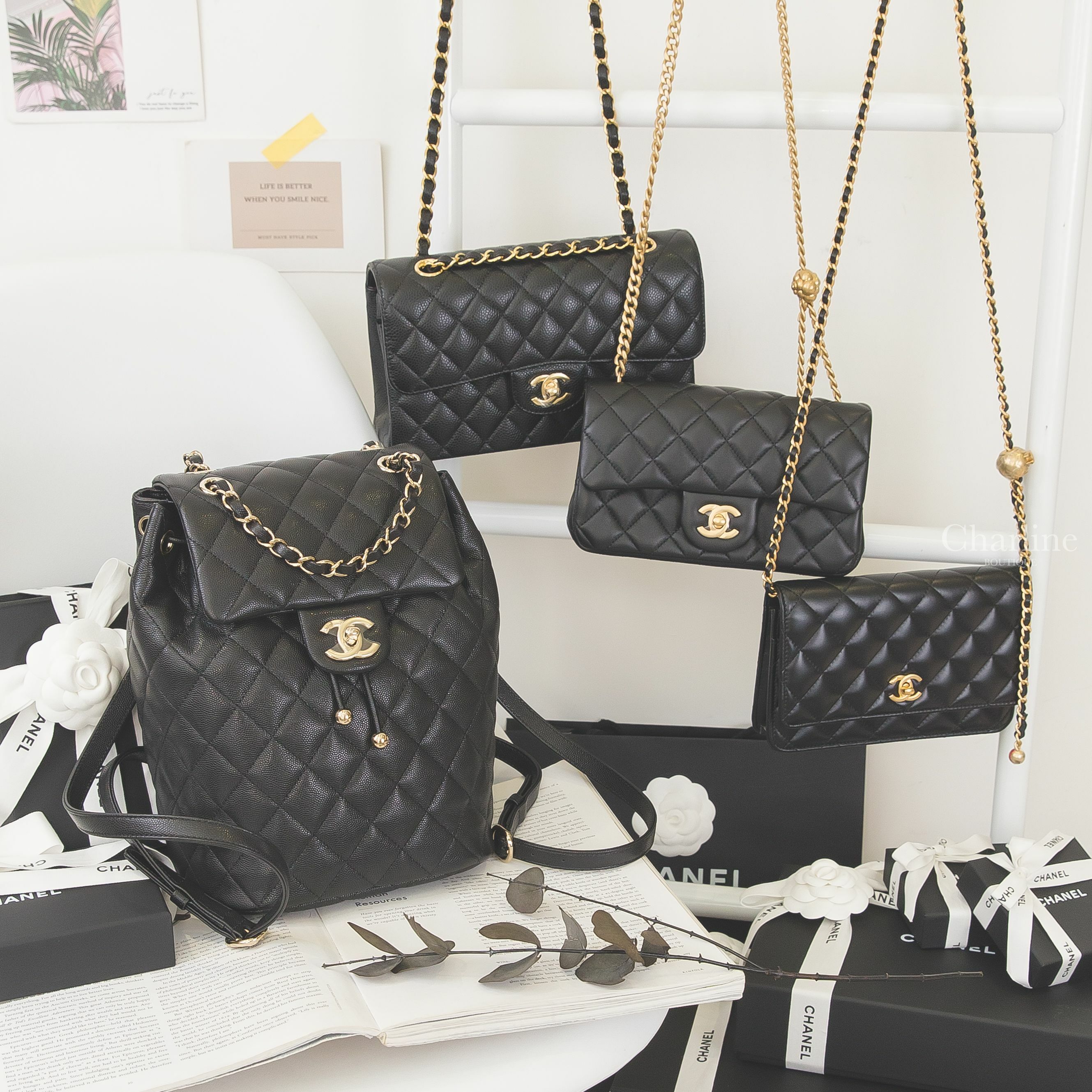 Chanel Classic 黑色金CC23cm荔枝零格紋,WOC 黑色金珠羊皮菱格紋肩背包,Mini Flap Bag 黑色金CC山茶花鍊帶20cm羊皮菱格紋,Backpack 黑色金CC金鍊荔枝菱格紋-Charline Boutique 精品代購