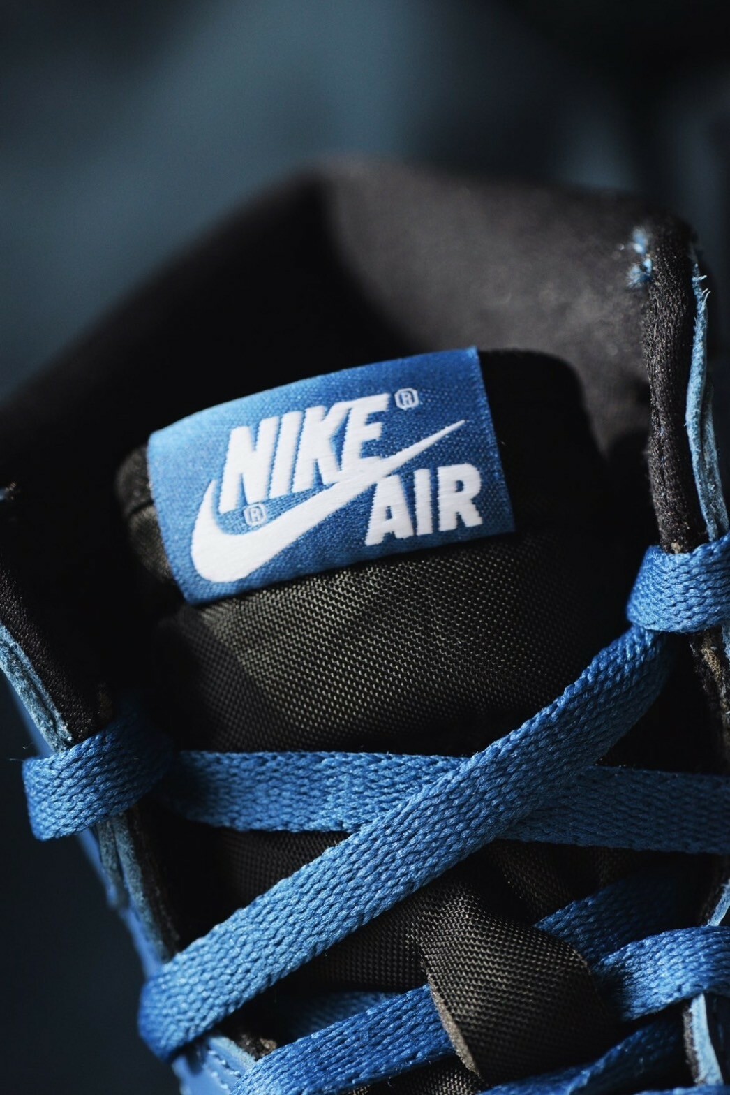 Air Jordan 1 Retro High OG "dark Marina Blue" 藍黑 555088–404