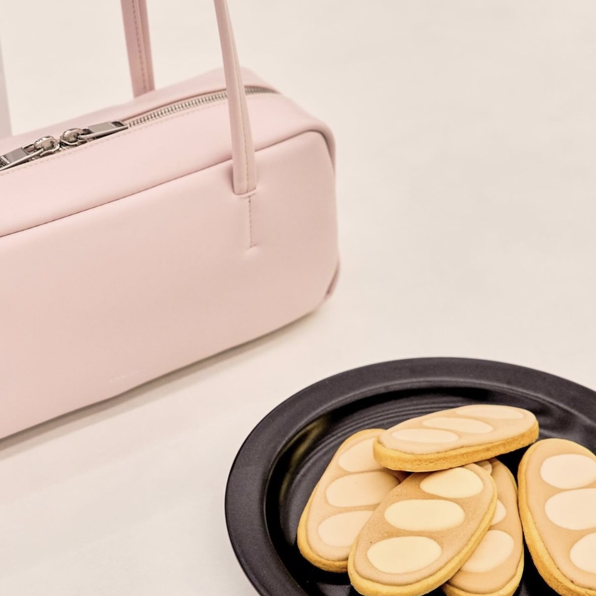 <韓國代購> STAND OIL MORE BAGUETTE BAG