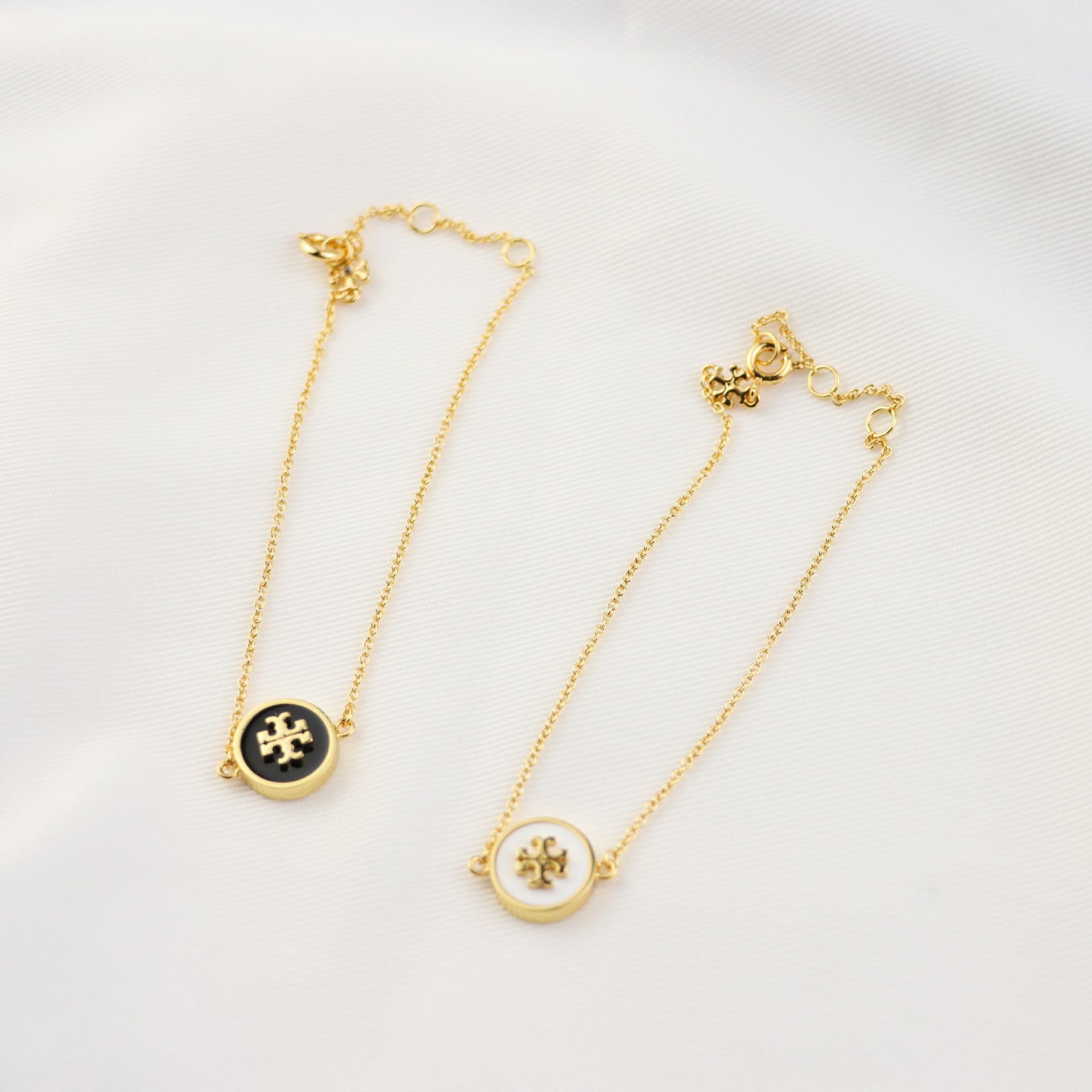 Y77 Txxx bxxx 兩色手鏈