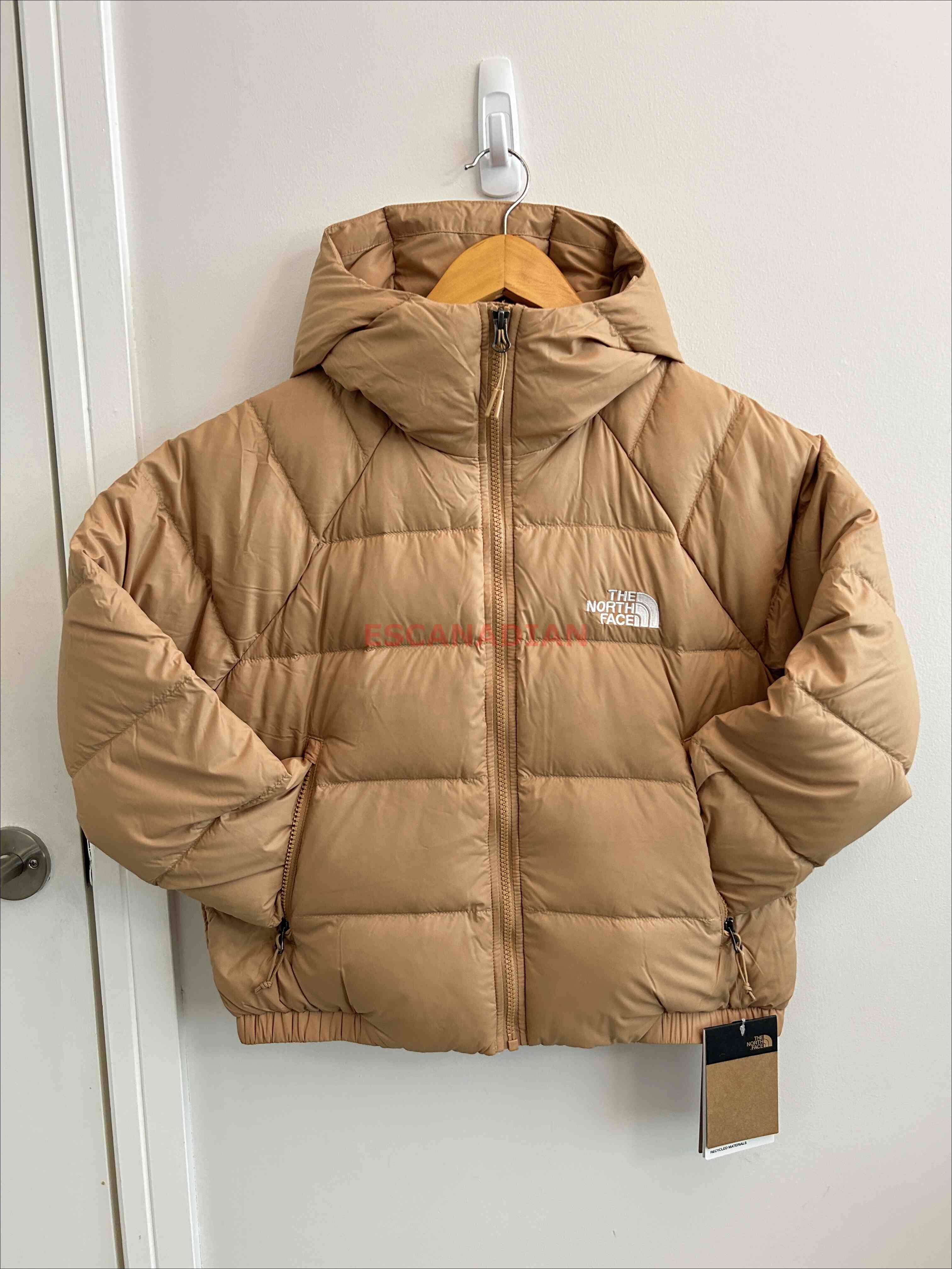 THE NORTH FACE 女大人 Hydrnlte 刺繡正反小標 超輕便600蓬鬆羽絨 防潑水 連帽 外套