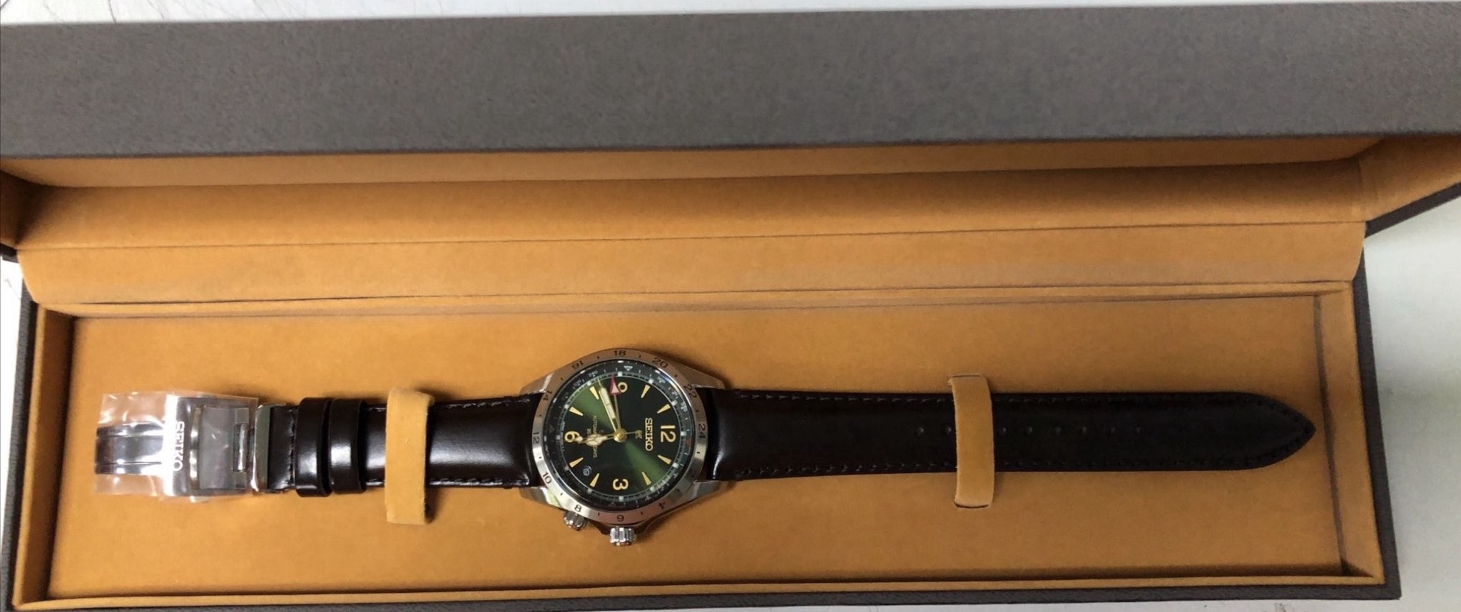 Seiko SBEJ005 PROSPEX Alpinist Mechanical GMT Japan 綠面 200米防 自動機械錶 日本製造 Made in Japan