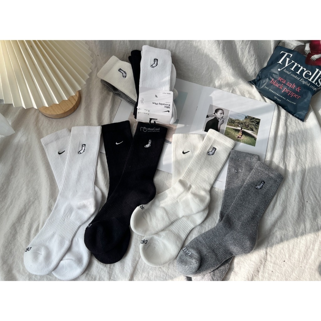 NIKE 兩入組長襪