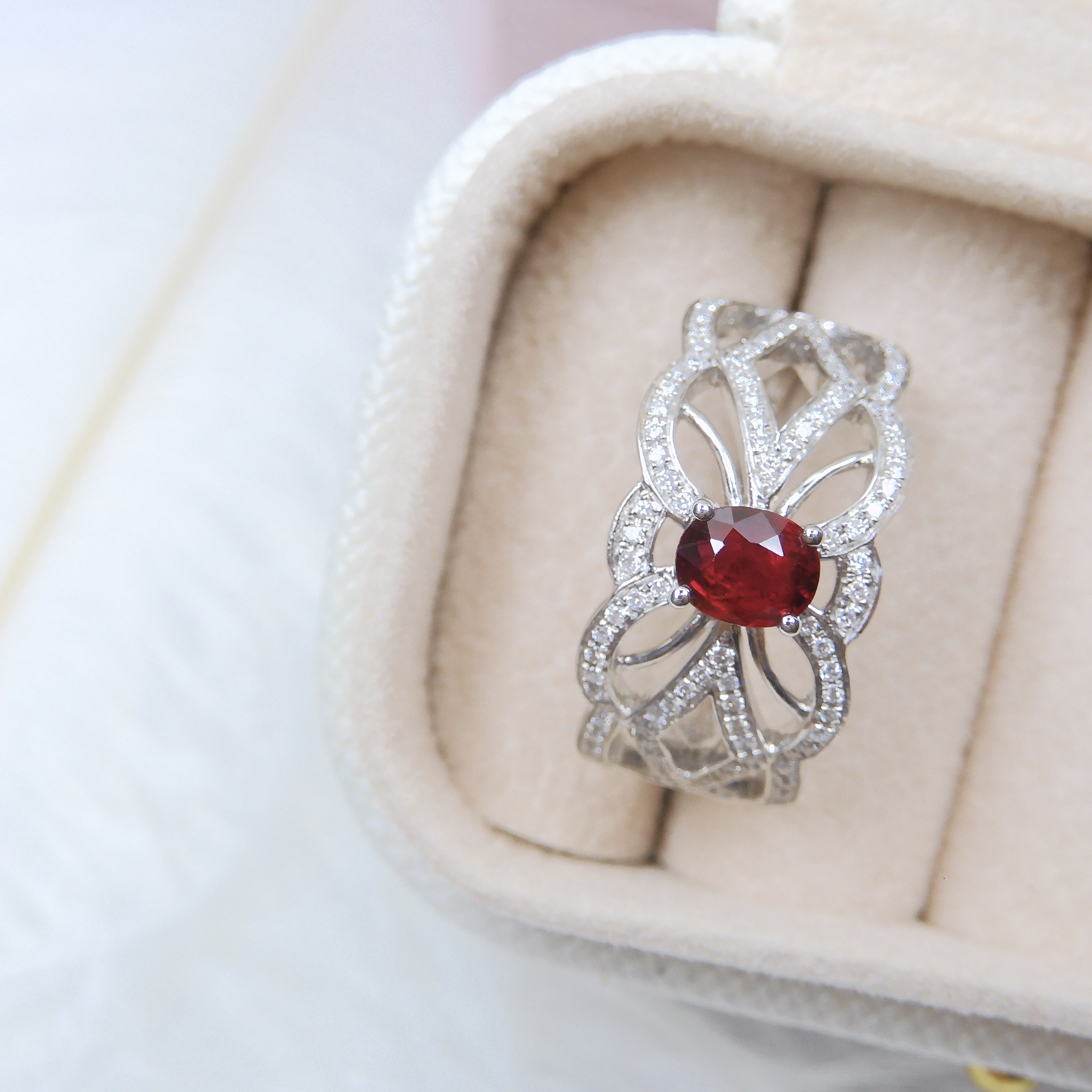 18K金 0.56ct 紅寶石戒指