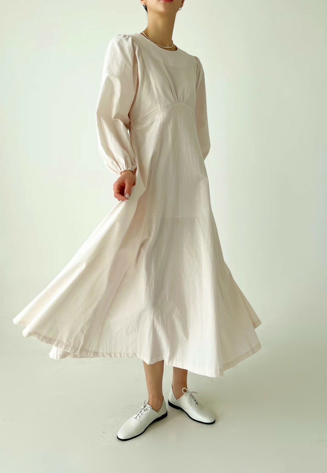 法式優雅泡泡袖洋裝