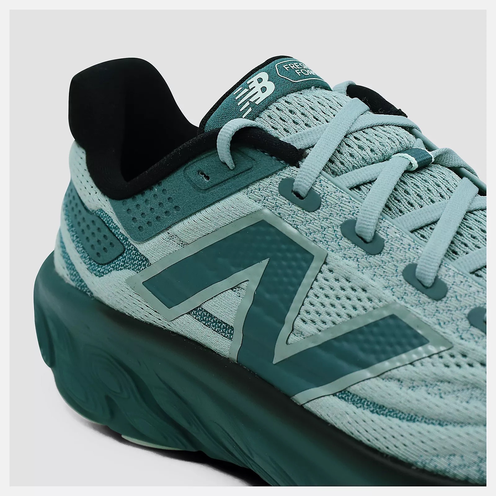 NEW BALANCE FRESH FOAM X 1080V13 ‘NEW SPRUCE WITH SALT MARSH’