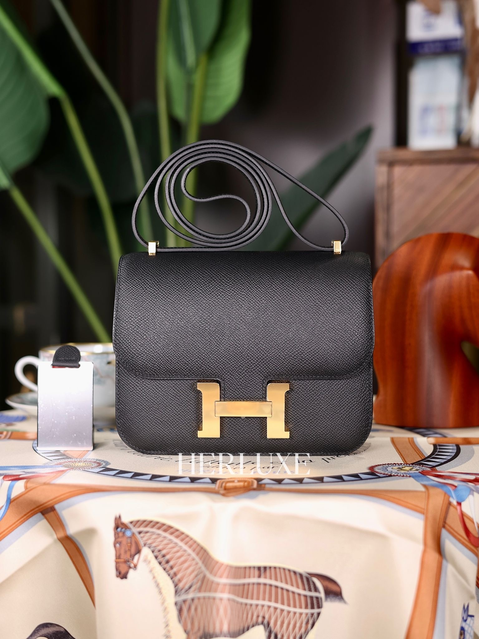 Constance mini mirror 89 noir cc epsom K