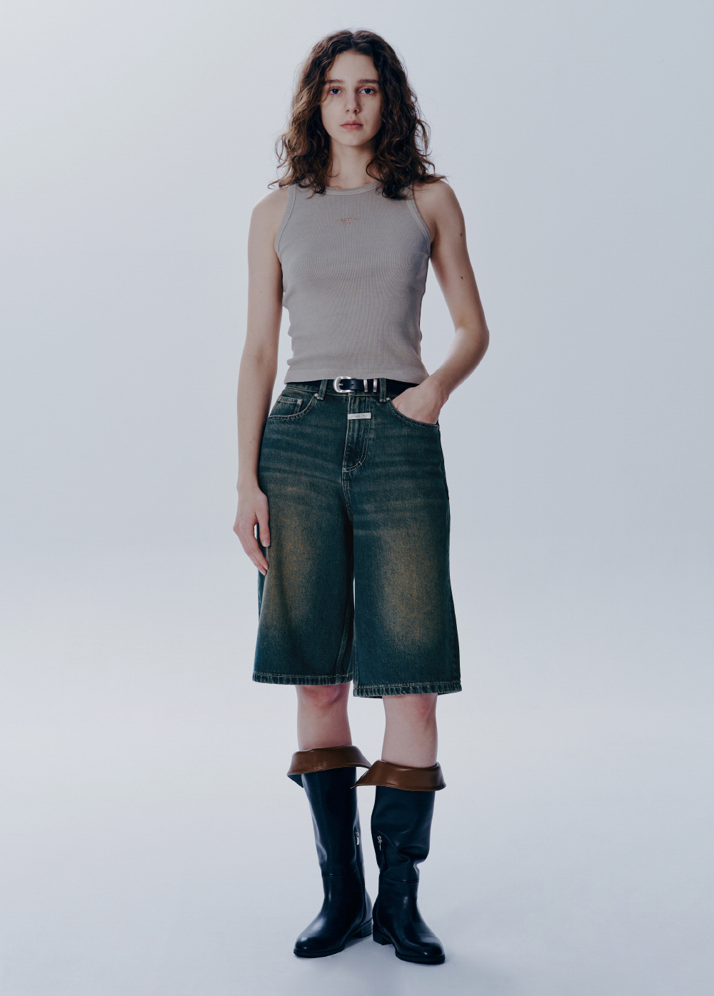 Pantalon Modulable En Bermuda Marithé Et François Girbaud Kaki - Taille 40, Occasion Très Bon état