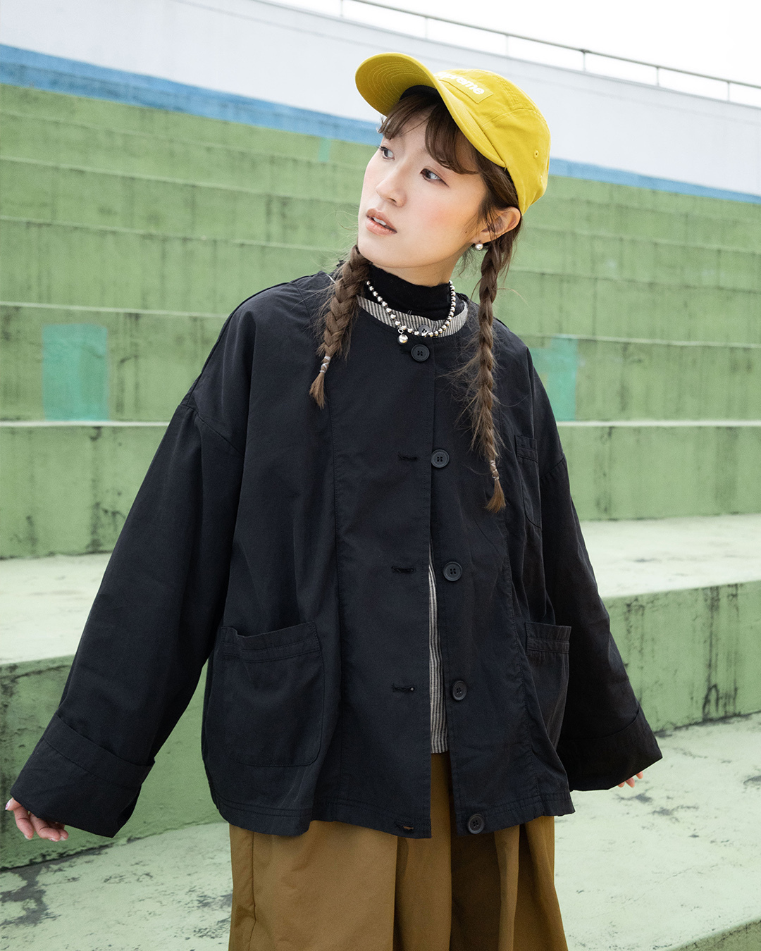 日日圓領薄外套