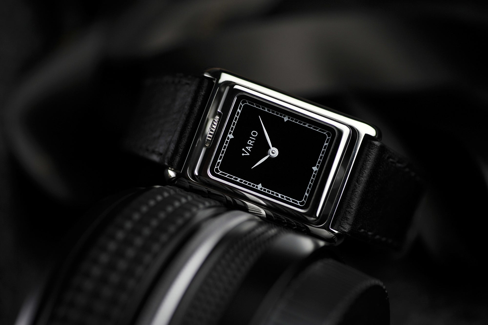 VERSA Reversible Dual Time Silver-Black
