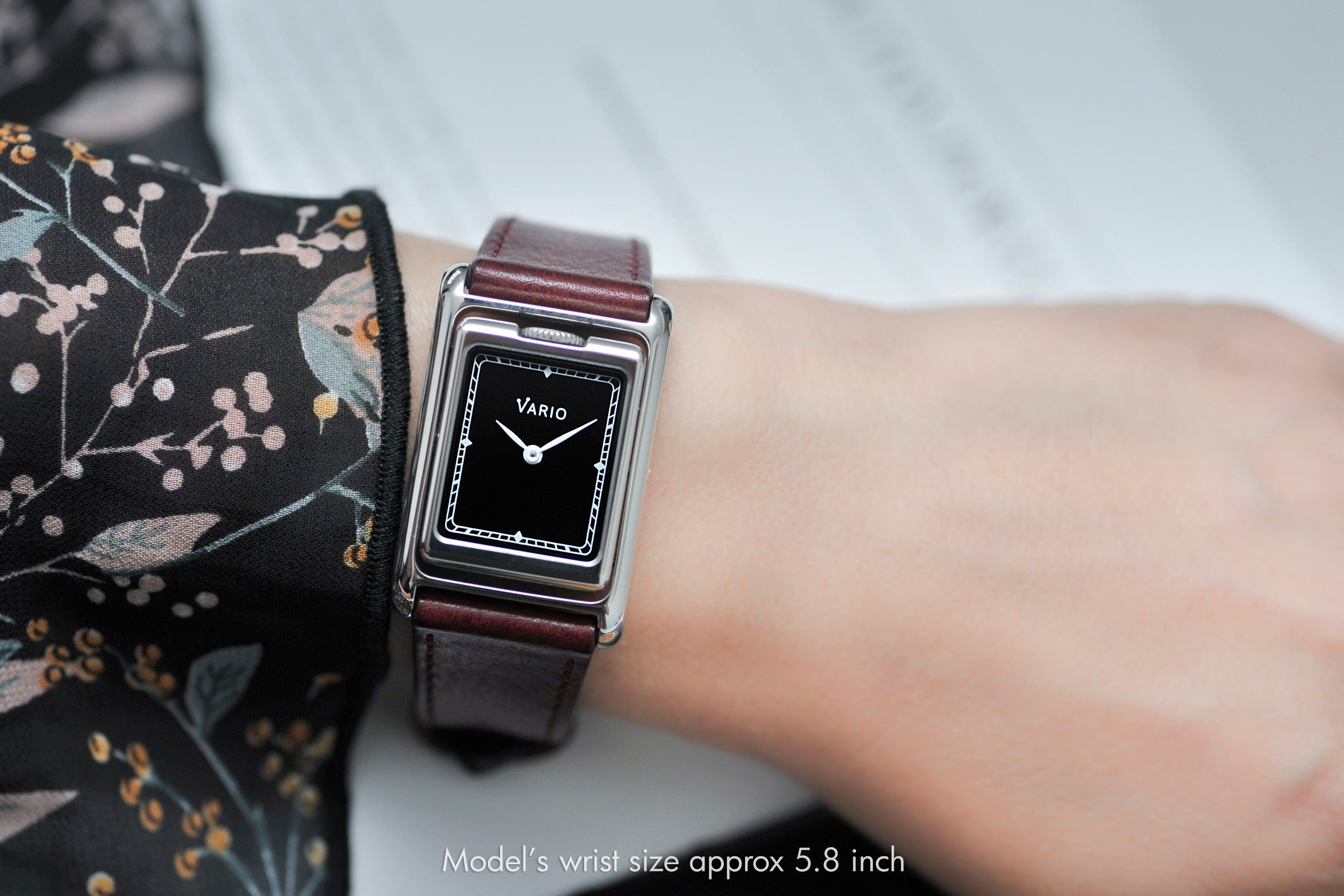 時計 Vario VERSA Reversible Silver-BlackWatch Vario VERSA Reversible Dual Time Silver-Black Enamel Watch