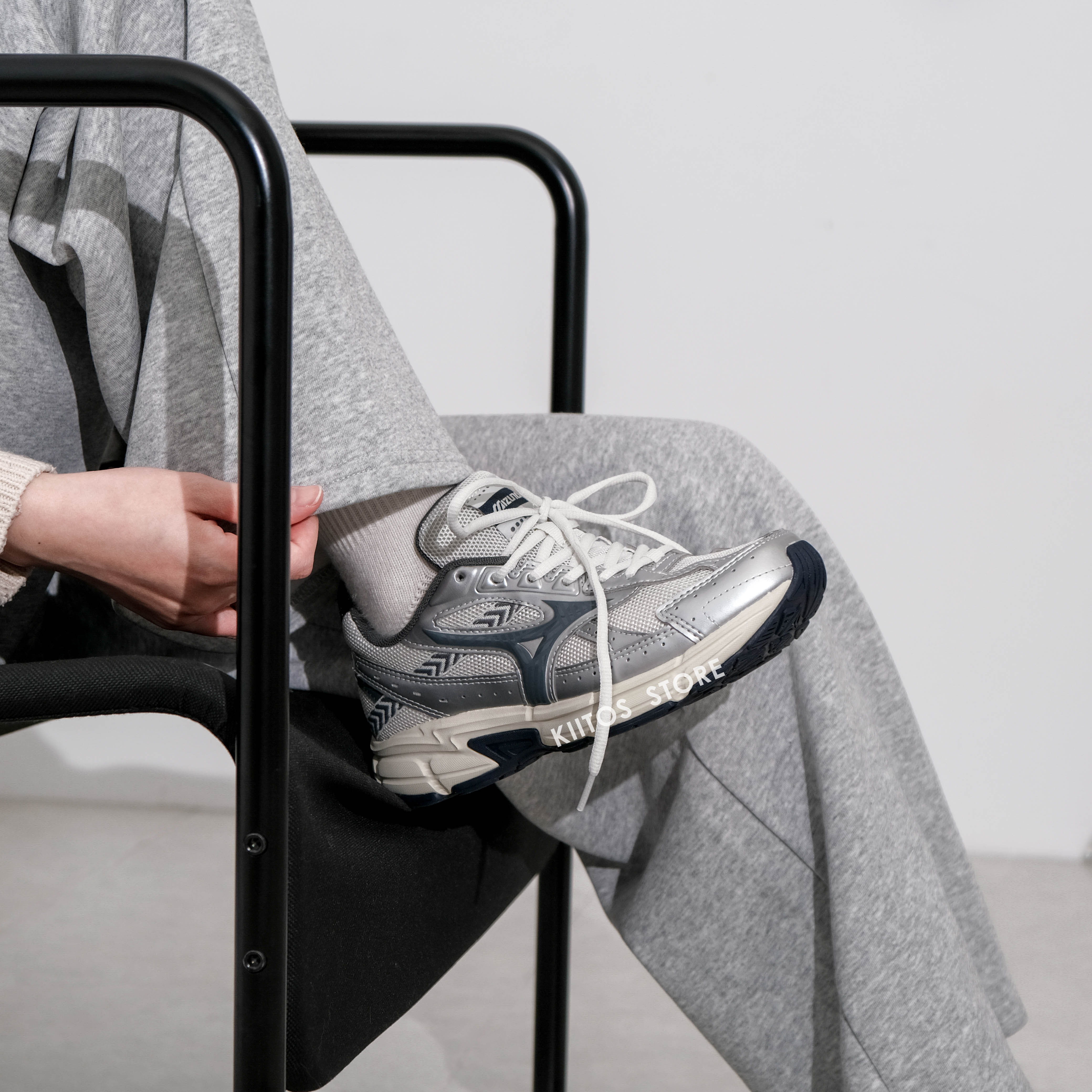 Mizuno 美津濃 Cyclone Speed 2k 慢跑鞋 鐵灰銀 D1GH223019