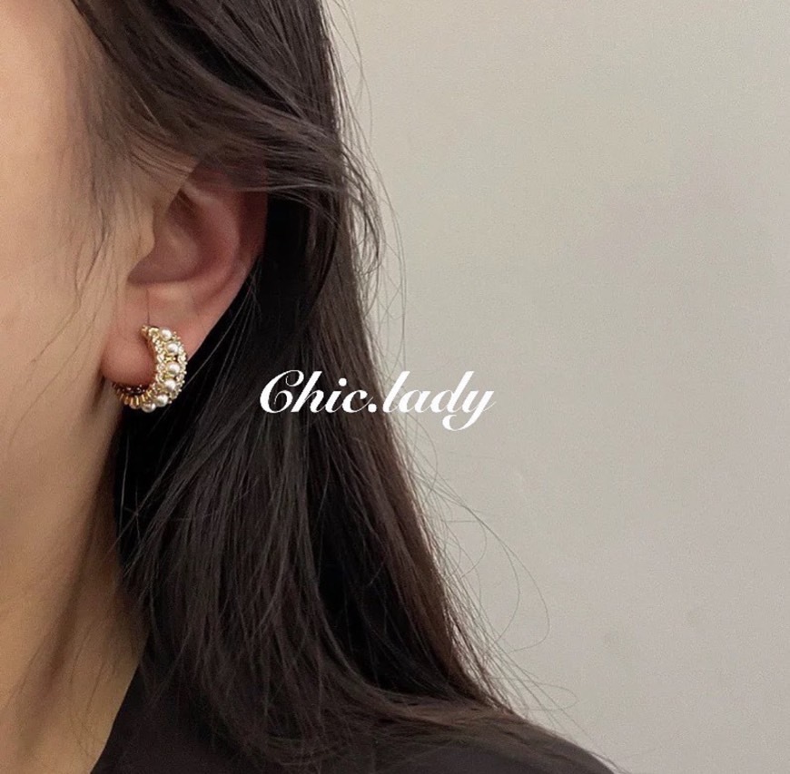Earrings | 金色珍珠耳夾