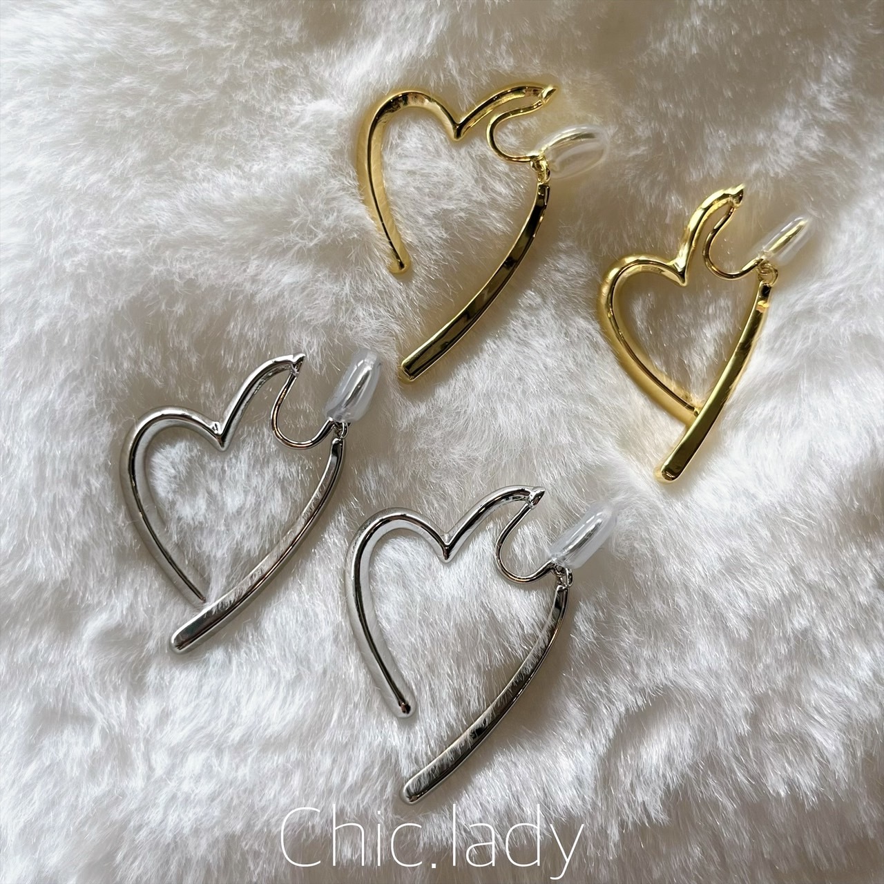 Earrings | 金屬愛心耳夾