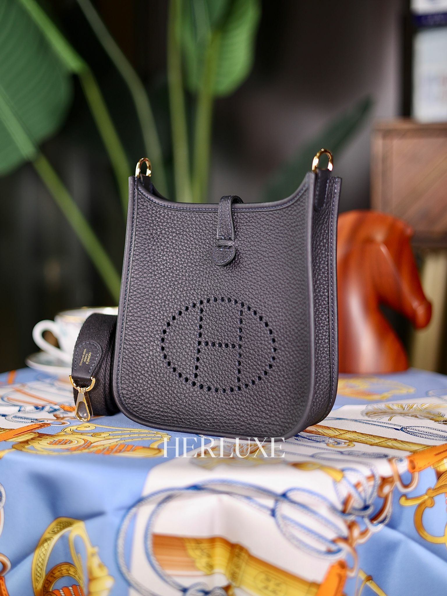 Evelyne mini 3Y caban cc tc  (一代：肩帶長105cm)