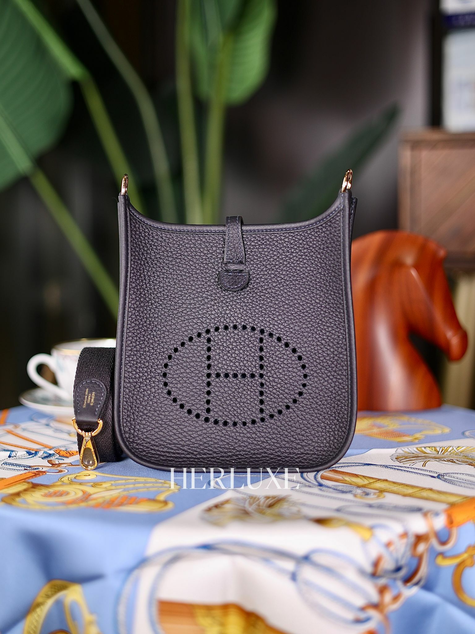 Evelyne mini 3Y caban cc tc  (一代：肩帶長105cm)