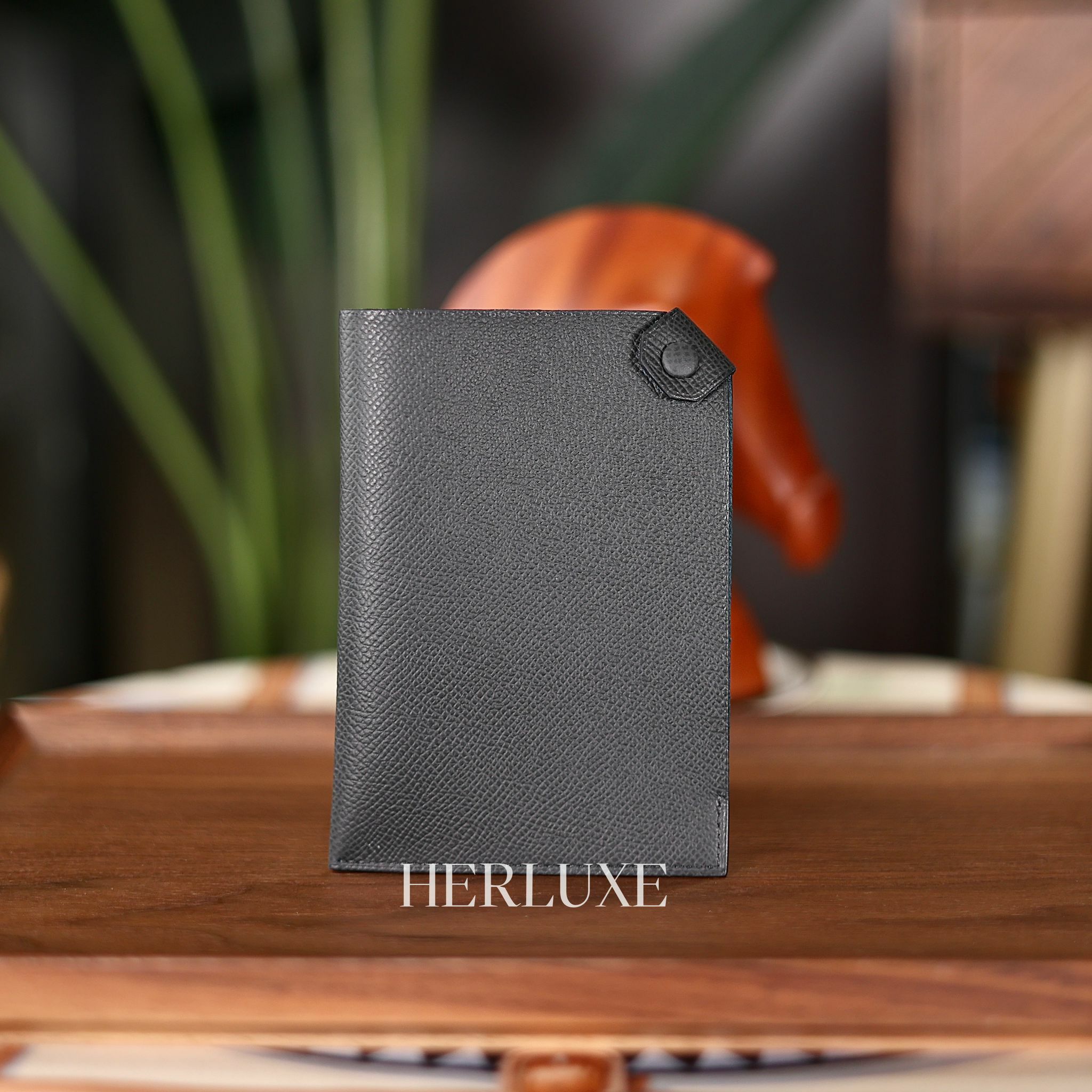 Tarmac passport holder  pm Z7 bleu ocean epsom